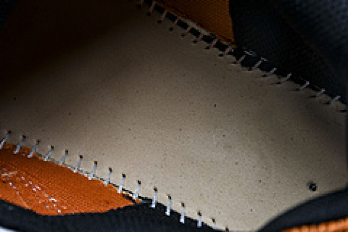 Off-White c/o Virgil Abloh