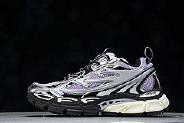 Off-White c/o Virgil Abloh