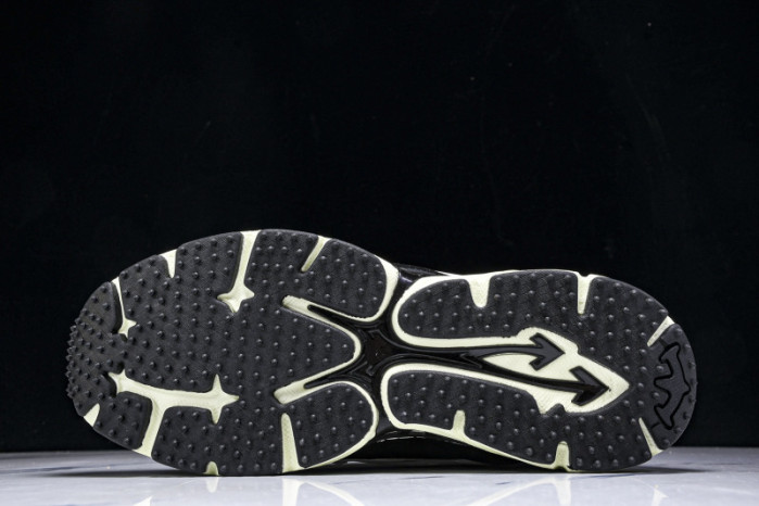 Off-White c/o Virgil Abloh