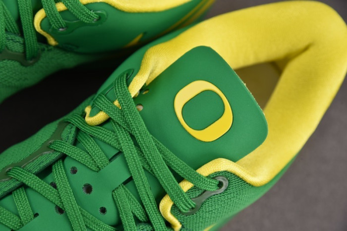 NK Kobe 8 Oregon Ducks PE PACK
