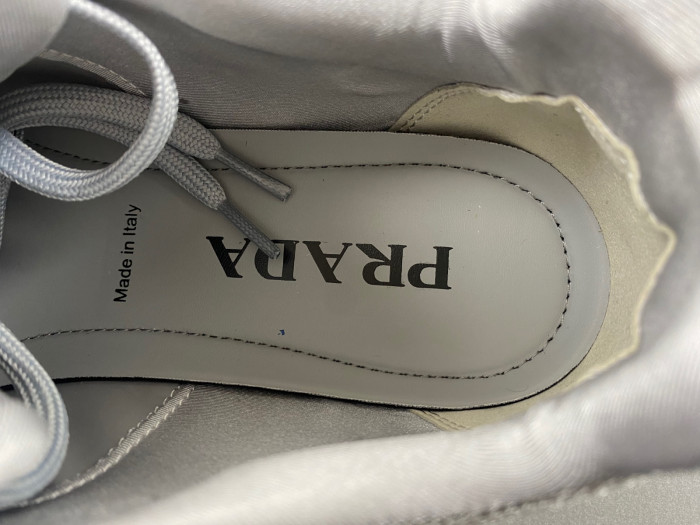 Pra*a SNEAKER P12311