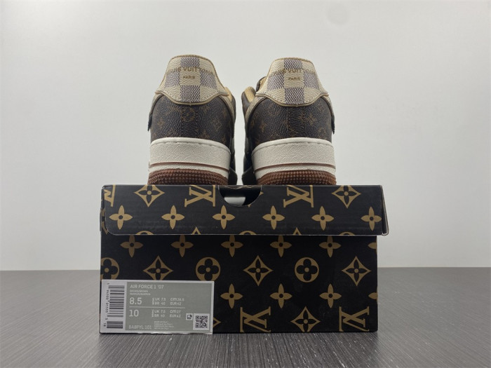 l0vt sneakers
