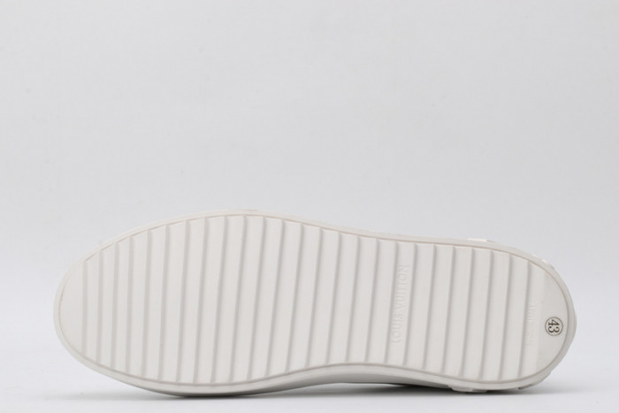 l0vt sneakers