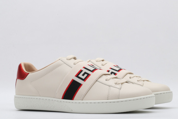 g*u*i ace embroidered low-top sneaker g076
