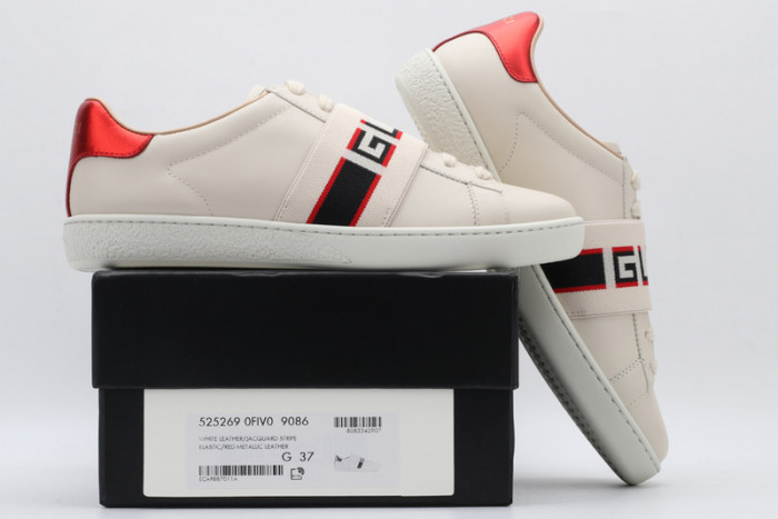 g*u*i ace embroidered low-top sneaker g076