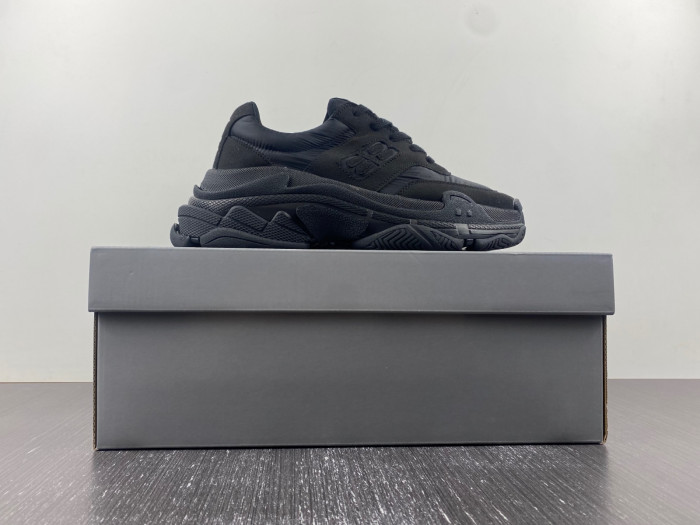Ba*len*cia*ga triple s sneaker w3cu1 1000