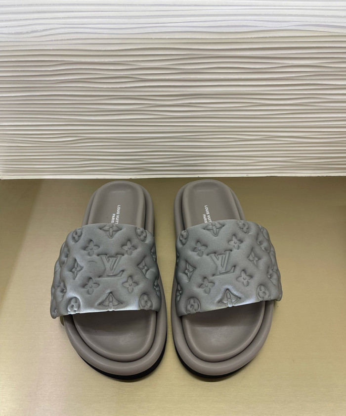 l0vt sneakers
