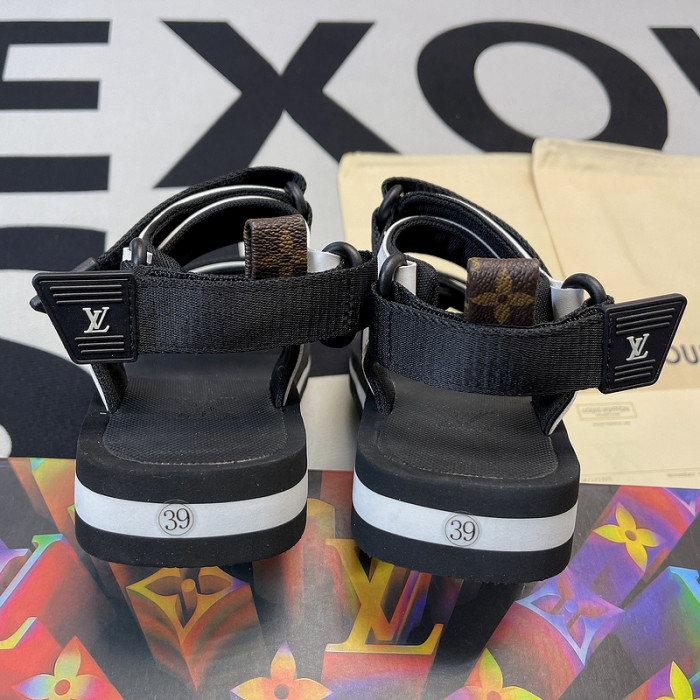 l0vt sneakers