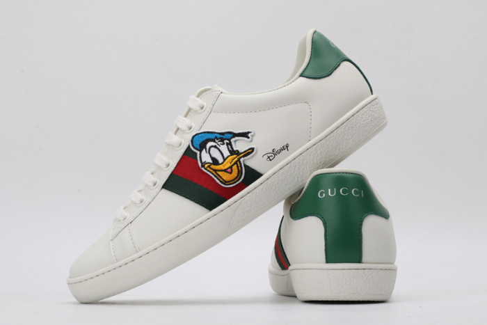 g*u*i ace embroidered low-top sneaker e2328