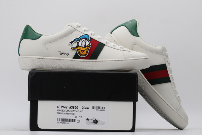 g*u*i ace embroidered low-top sneaker e2328