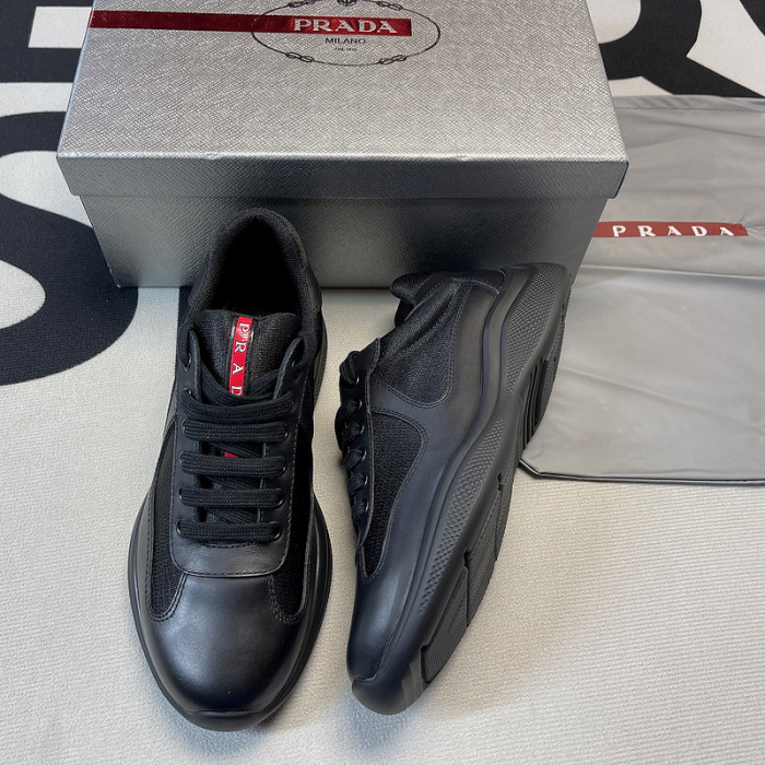 pra*a sneaker p052