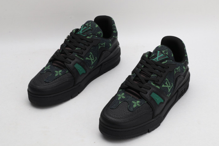 l0vt sneakers