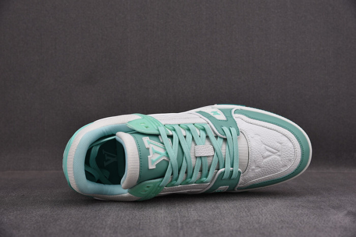 l0vt sneakers