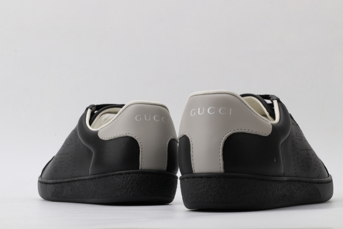 g*u*i ace embroidered low-top sneaker e2331
