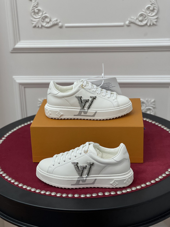 l0vt sneakers