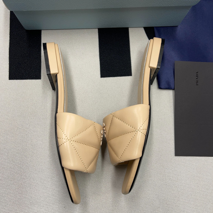 pra*a sandals p071