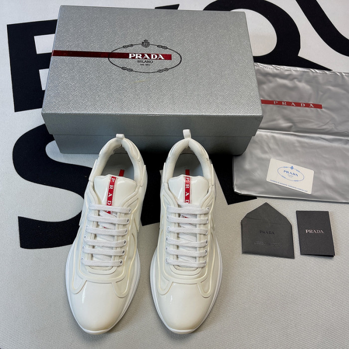 pra*a sneaker p051
