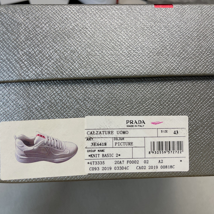pra*a sneaker p051