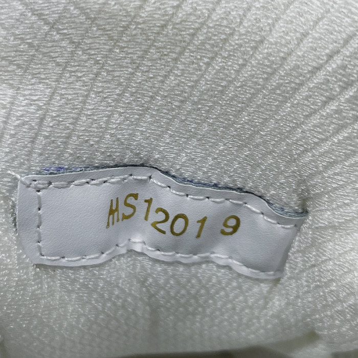 l0vt sneakers
