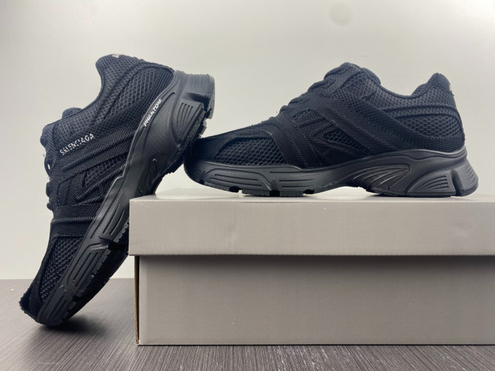 Ba*len*cia*ga phantom black w1rc6 0409