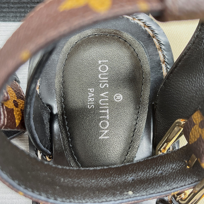 l0vt sneakers