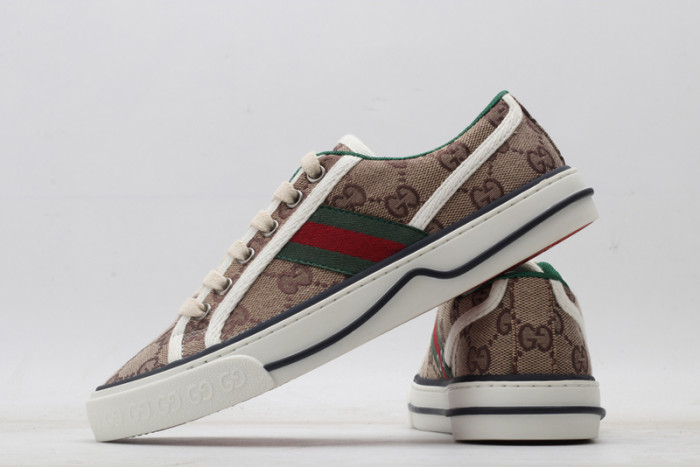 g*u*i ace embroidered low-top sneaker e2312