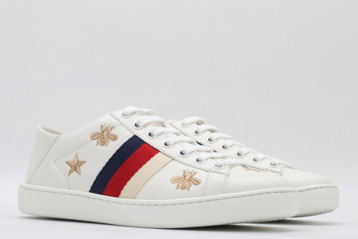 g*u*i ace embroidered low-top sneaker e2335