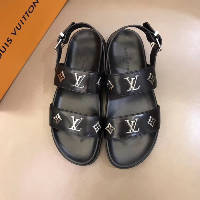 l0vt sneakers