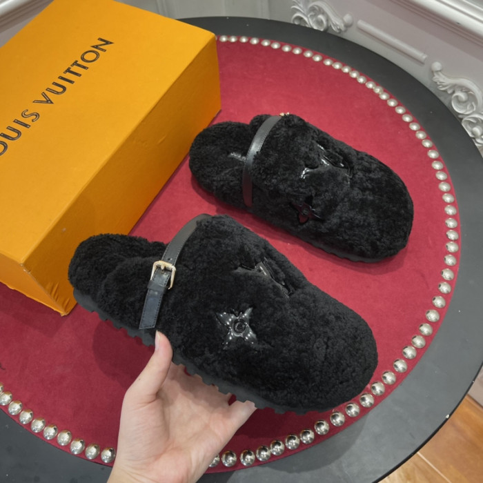l0vt sneakers
