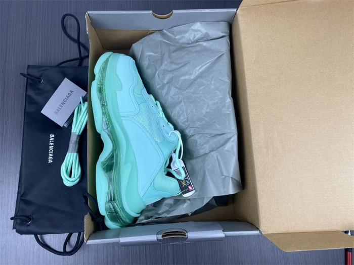 Ba*len*cia*ga triple s sneaker w2ga1 1500