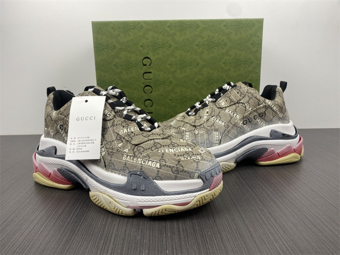 Ba*len*cia*ga triple s sneaker ulz10 9795
