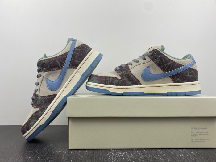nike sb dunk low crenshaw skate club fn4193-100
