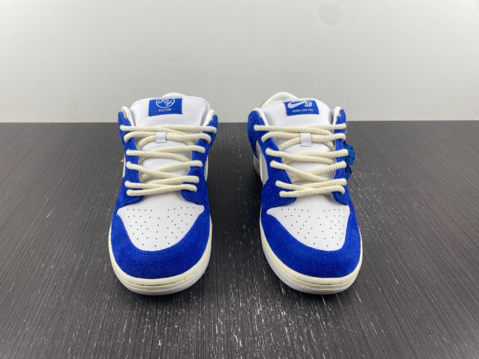 nike sb dunk low pro fly streetwear dq5130-400