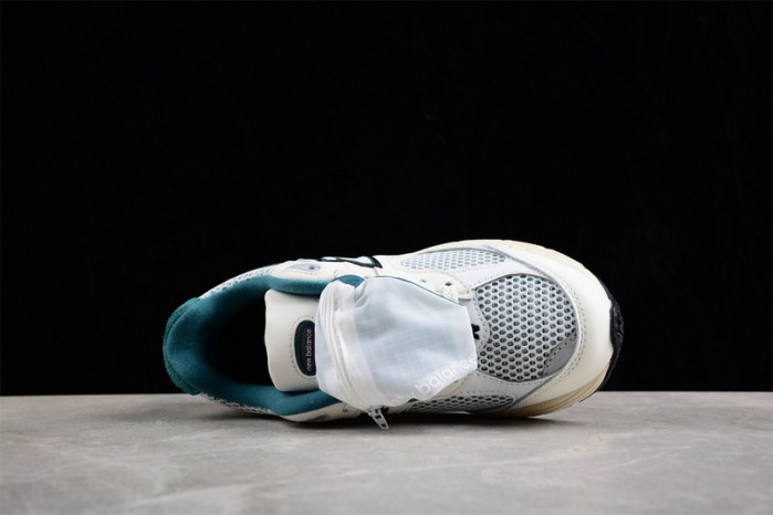 new balance 2002r vintage teal pouch m2002rvd