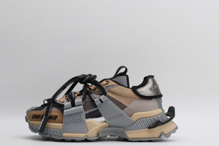 d&g sneakaer d017
