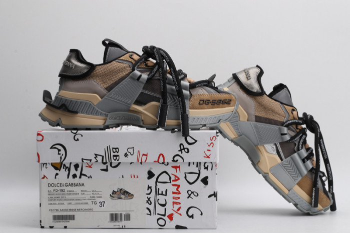 d&g sneakaer d017