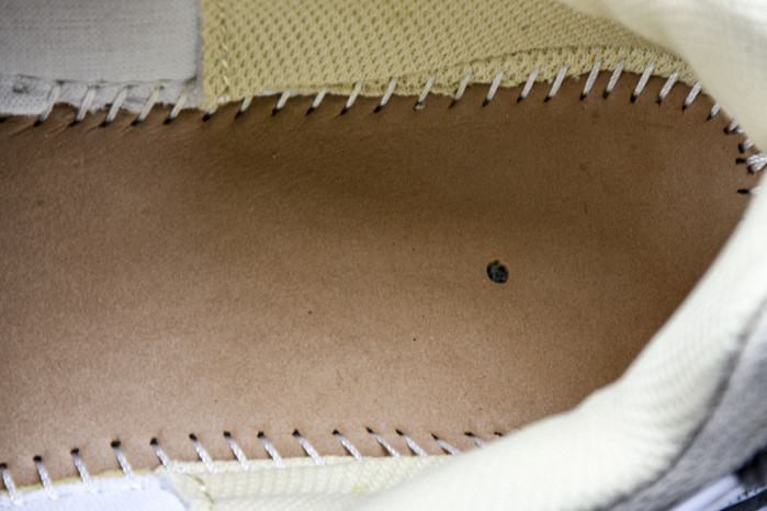 Off-White c/o Virgil Abloh