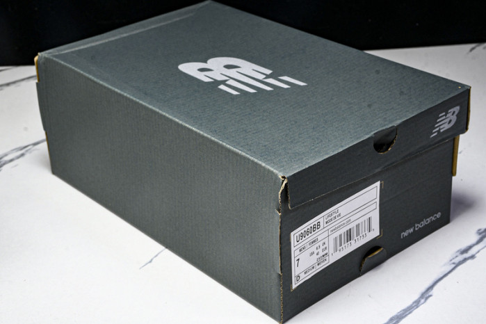 New Balance 9060 U9060BB