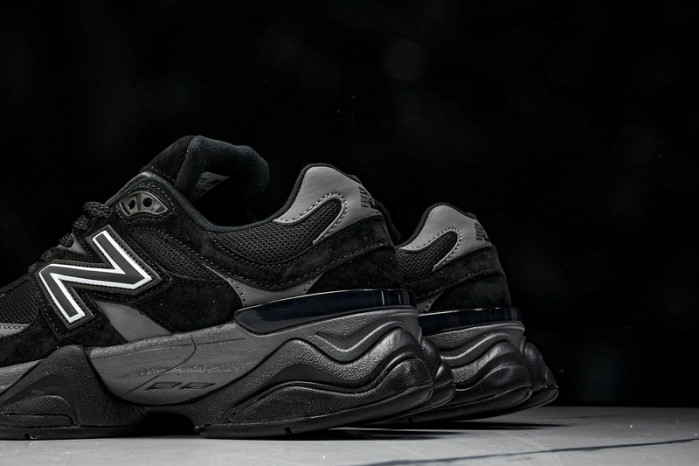 New Balance 9060 U9060BB