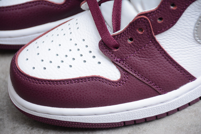 air jordan 1 retro high og bordeaux 555088-611