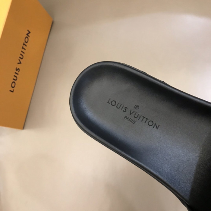 l0vt sneakers