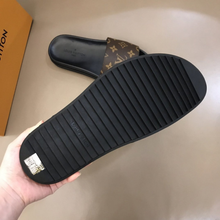 l0vt sneakers