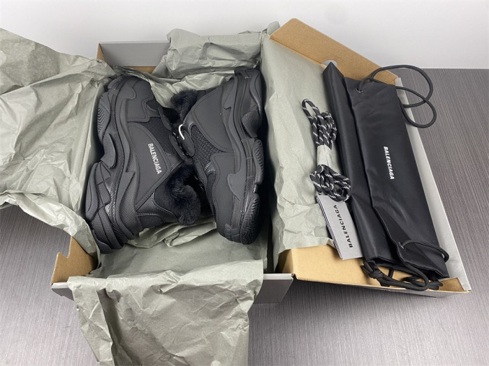 Ba*len*cia*ga triple s sneaker w3cq5 1000