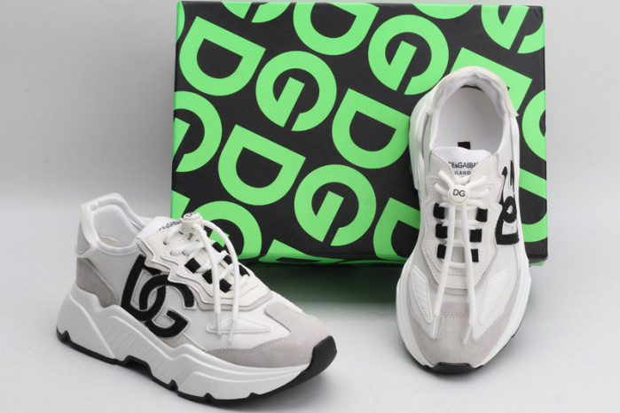 d&g sneakaer d011