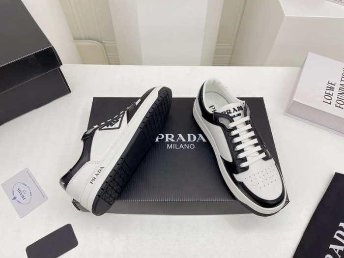 pra*a sneaker p015