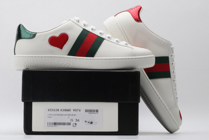 g*u*i ace embroidered low-top sneaker g075