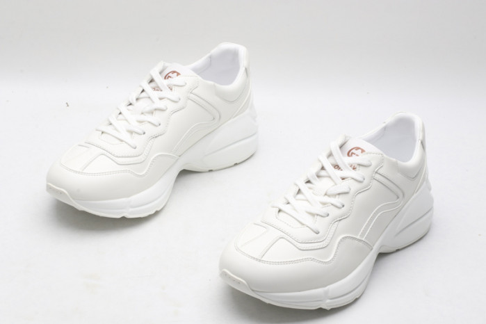 g*u*i ace embroidered low-top sneaker e2357