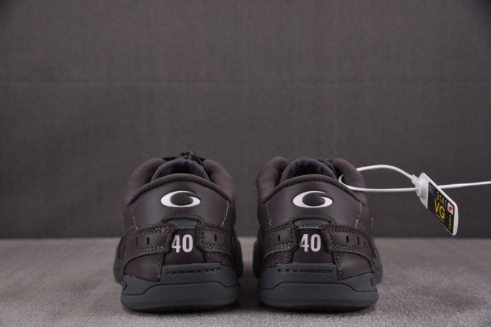 Ba*len*cia*ga Hamptons Worn-Out