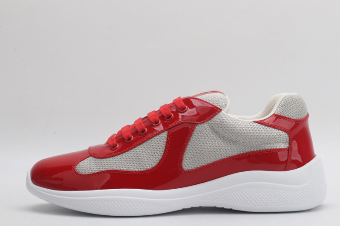 pra*a sneaker p009