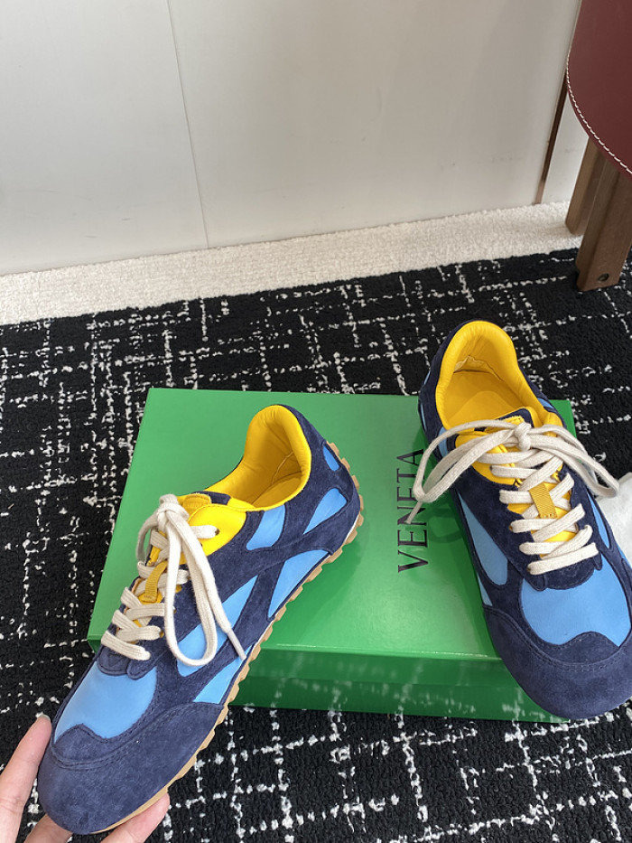 Bo*te*ga Ve*ne*ta BV056